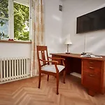 Apartmán Mariensztat / Old Town Place For *