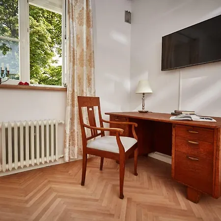 Apartment Mariensztat / Old Town Place For *